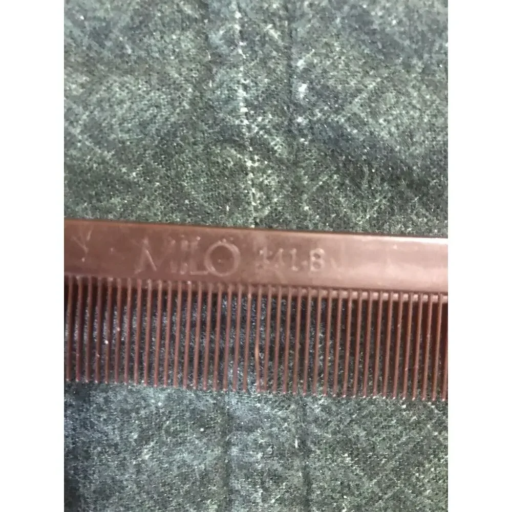 Wahl‎ Milo Barber Combs Unbranded Brush Lot